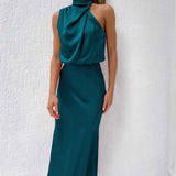 Tyra | Elegant evening dress with halter neck