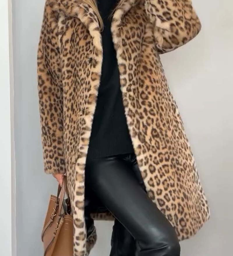 Leia - Long Leopard Coat