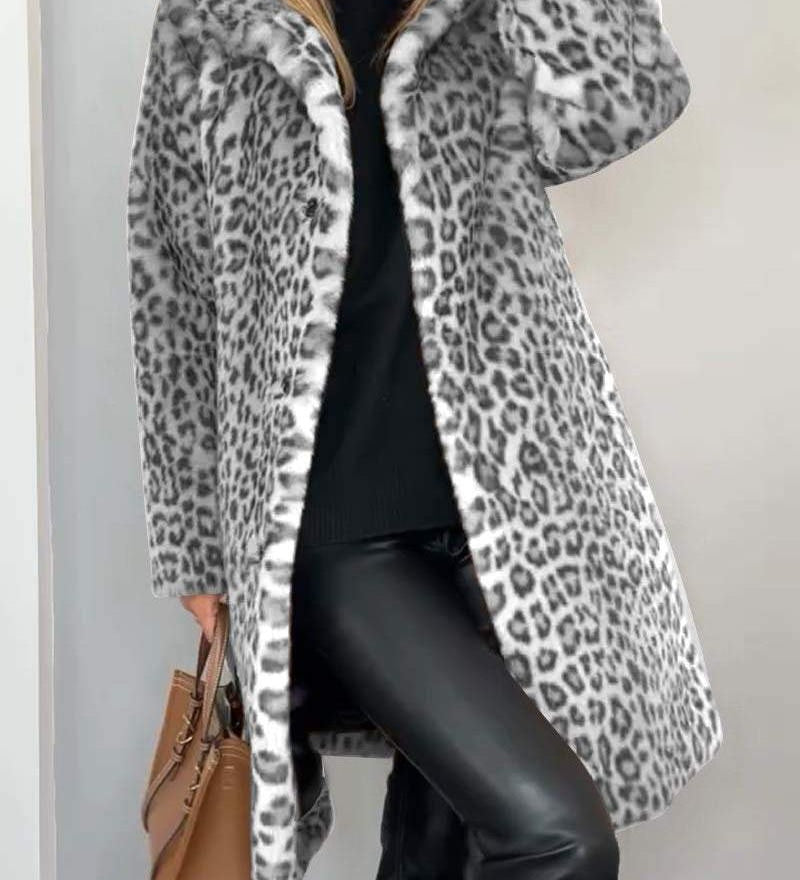 Leia - Long Leopard Coat