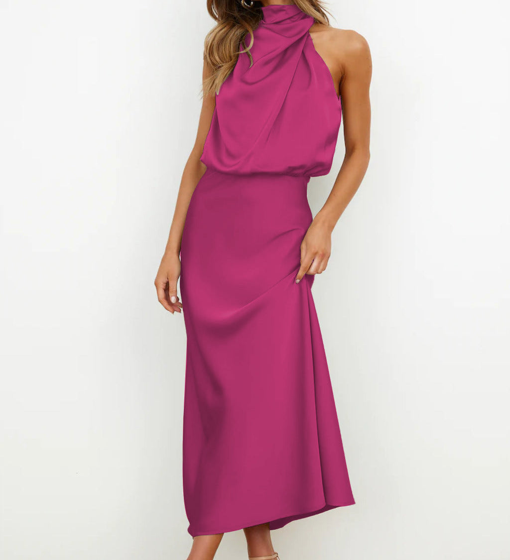 Tyra | Elegant evening dress with halter neck
