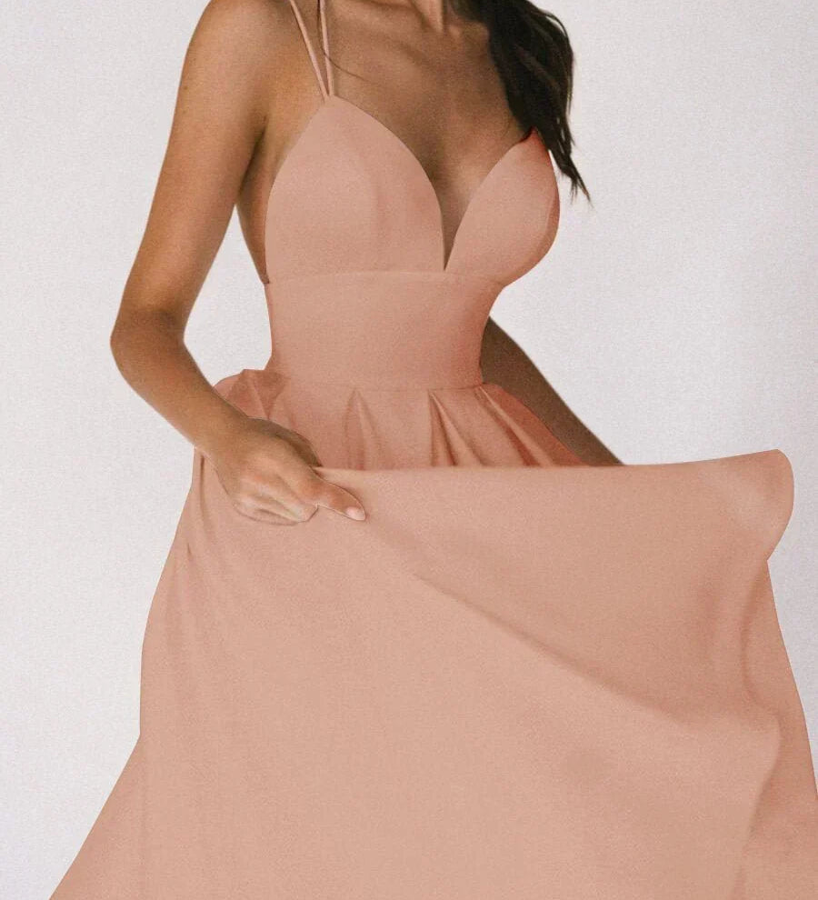 Elara - Elegant Minimalist Dress