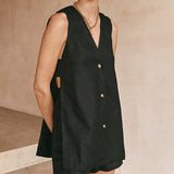 Fiona - Sleeveless Buttoned Set