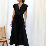 Selina | Sleeveless Dress with Pleats and Zip