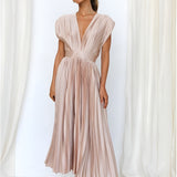 Selina | Sleeveless Dress with Pleats and Zip