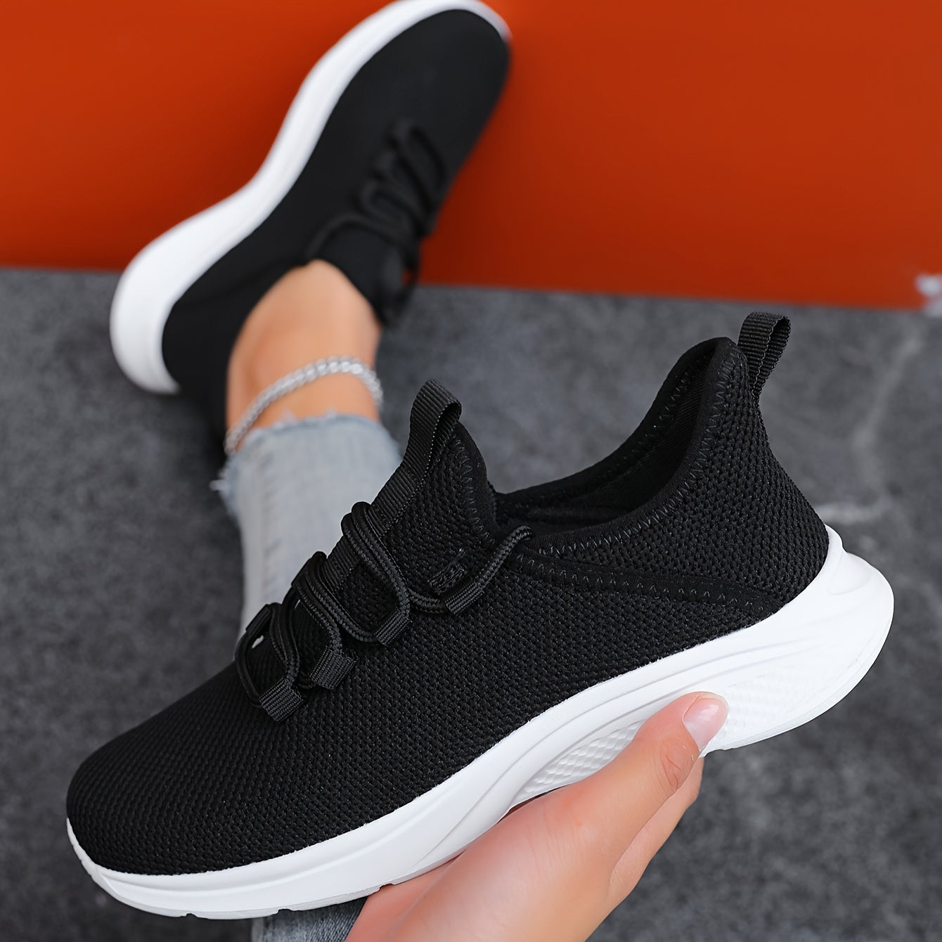 Ultra-lightweight breathable comfort trainers