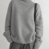 Amaya | Luxurious Cashmere Roll Neck Jumper