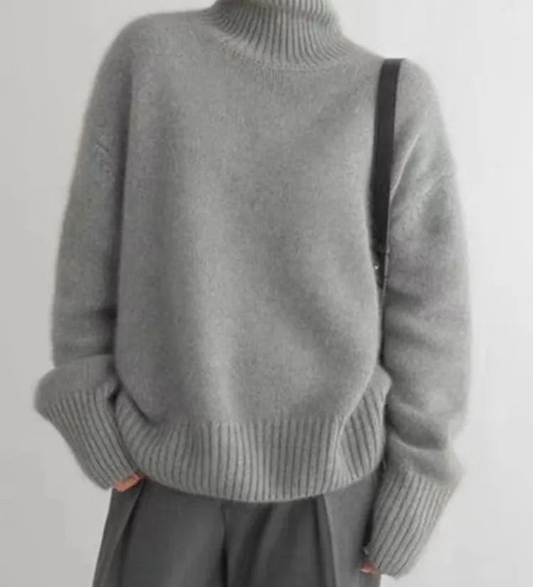 Amaya | Luxurious Cashmere Roll Neck Jumper