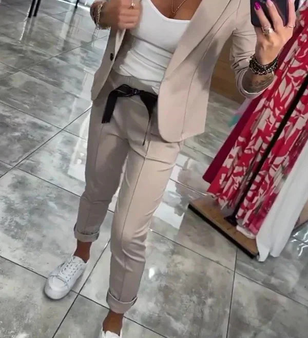 Adriana - Elegant Set
