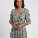 Élodie | Embroidered maxi dress with V-neck
